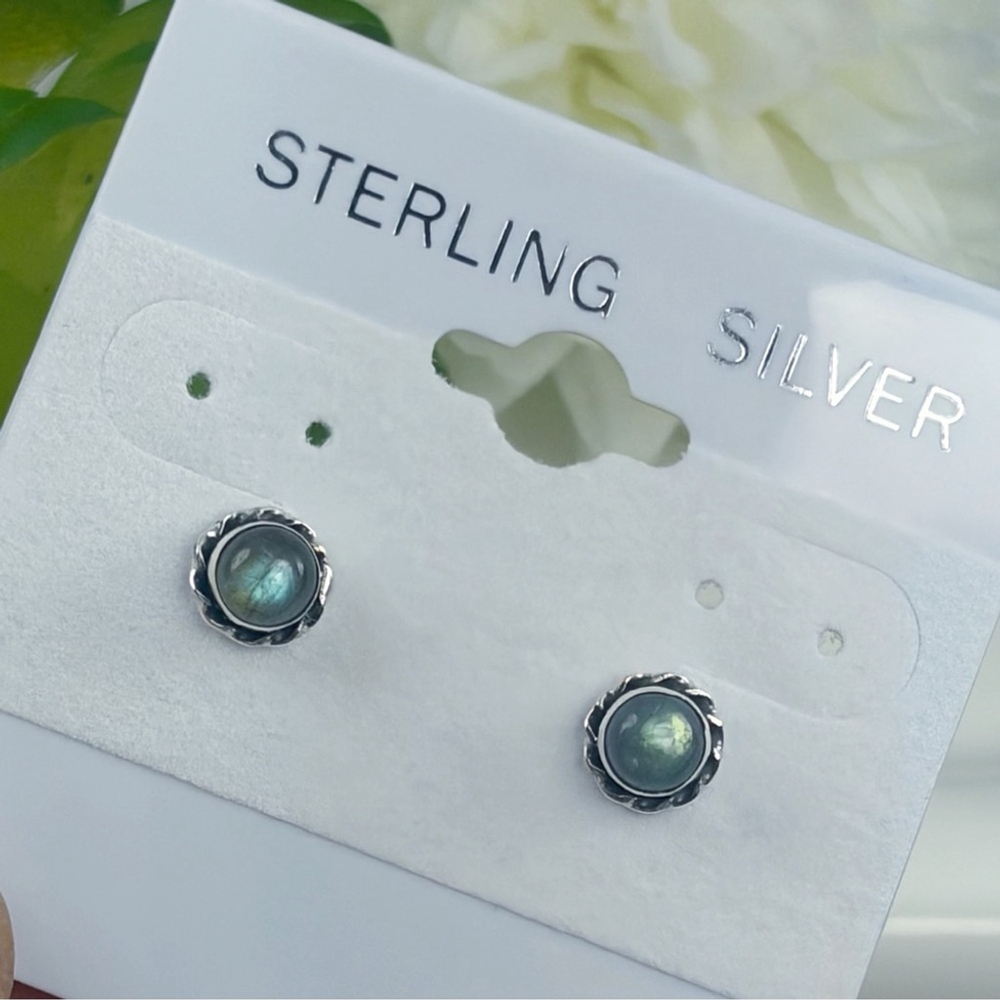 Blue & Green Flash Labradorite Earrings Pure Sterling Silver 925 Round Stud New - Picture 2 of 7